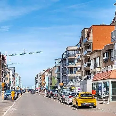 In St-idesbald Near The 3* Koksijde